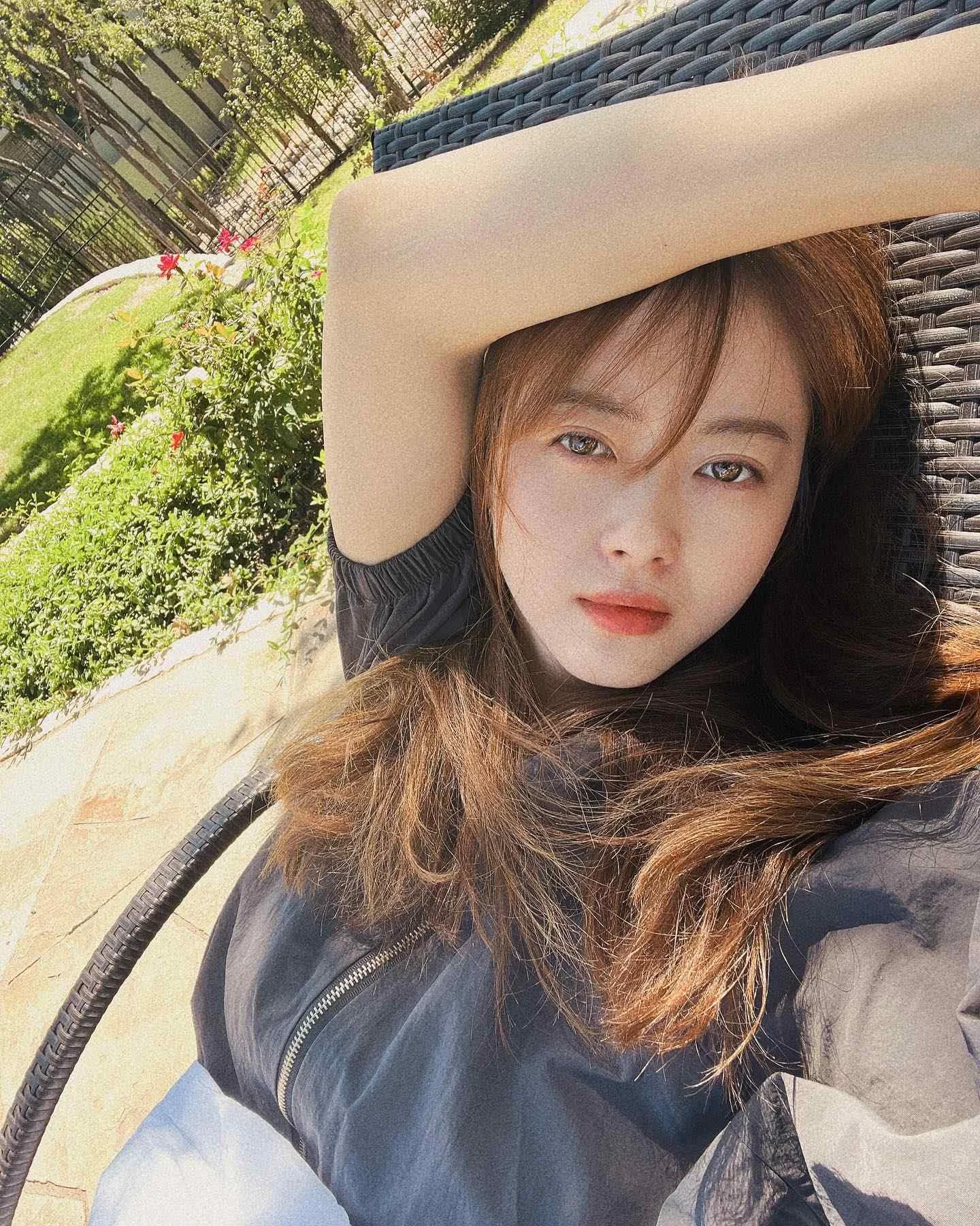 Go Ara - go-ara-hot-5.webp